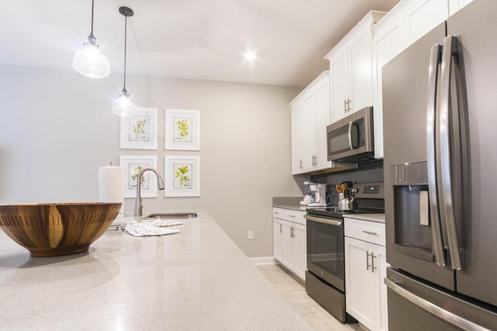 FD264375 - Storey Lake Resort - 4 Bed 3 Baths Townhouse Main image 2